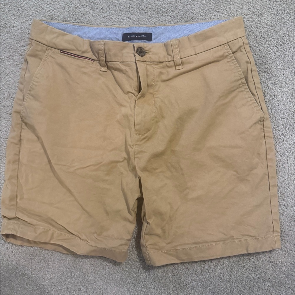 Tommy Hilfiger Men's Khaki Flat Front Shorts